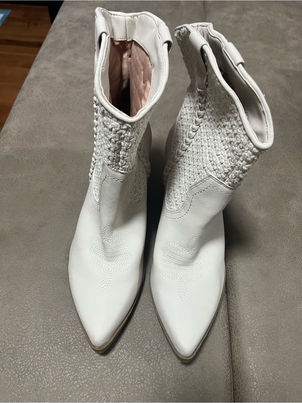 Womens White Pointed Toe Ankle Boots